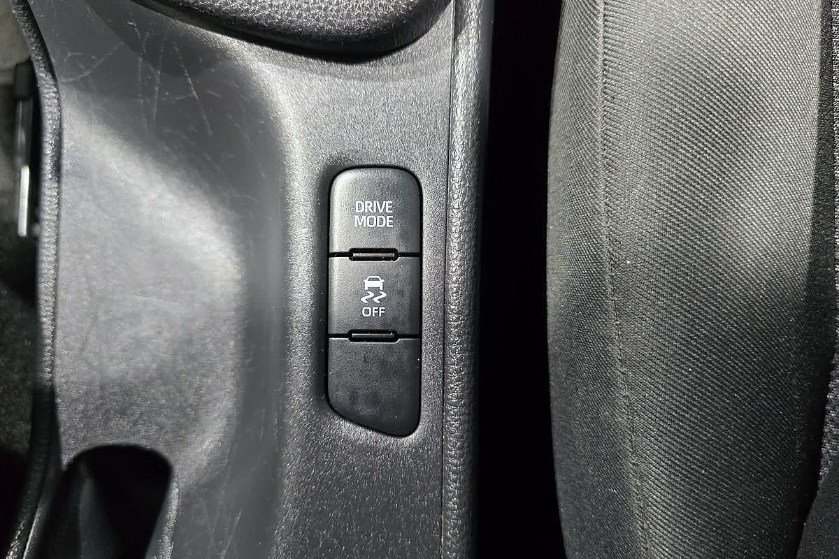 2022 Toyota Yaris Ascent Sport MXPA10R