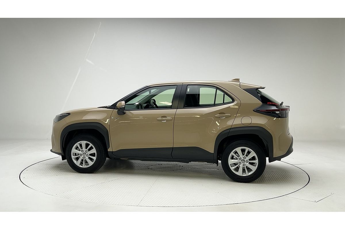 2024 Toyota Yaris Cross GX MXPJ10R