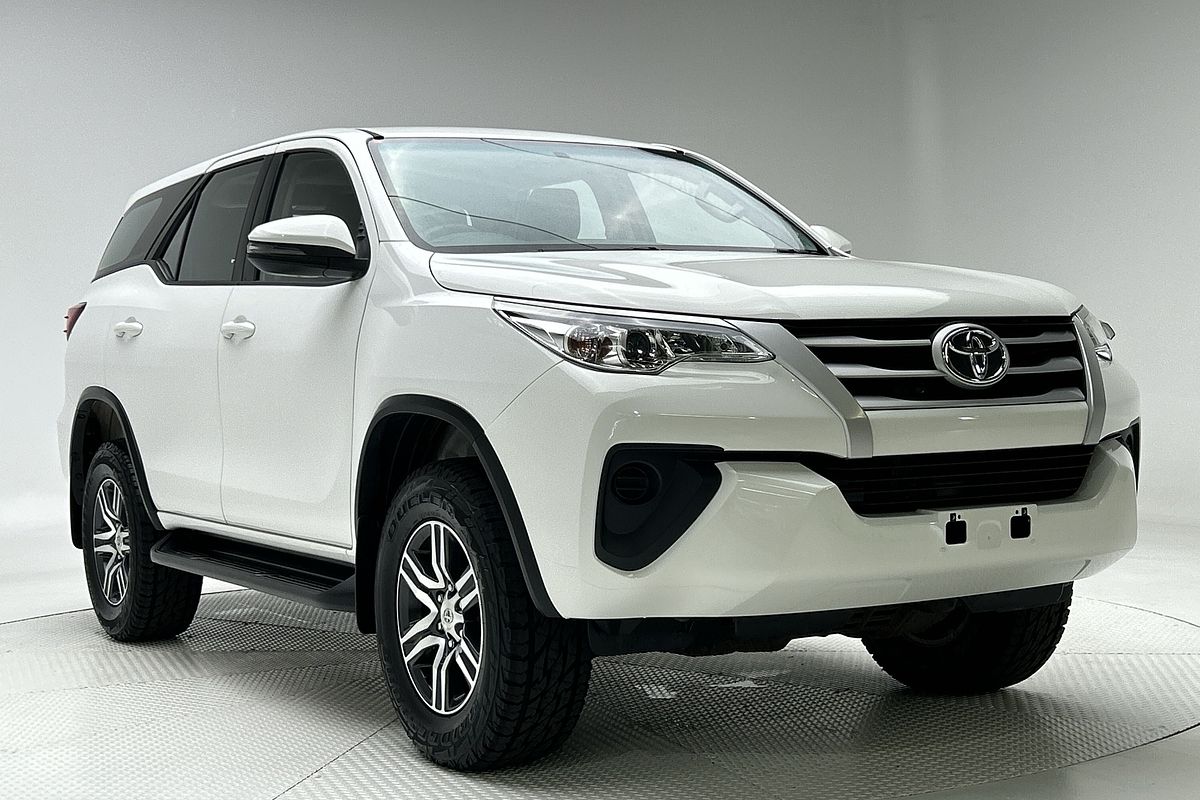 2018 Toyota Fortuner GX GUN156R