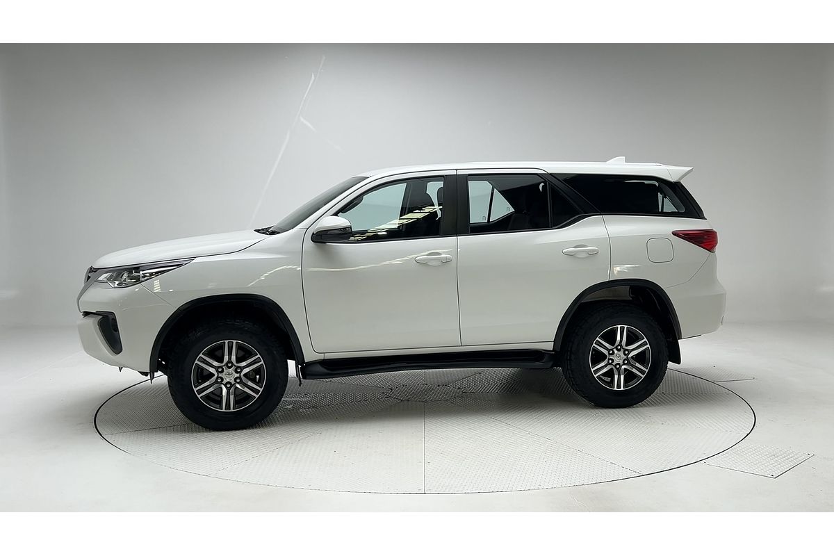 2018 Toyota Fortuner GX GUN156R