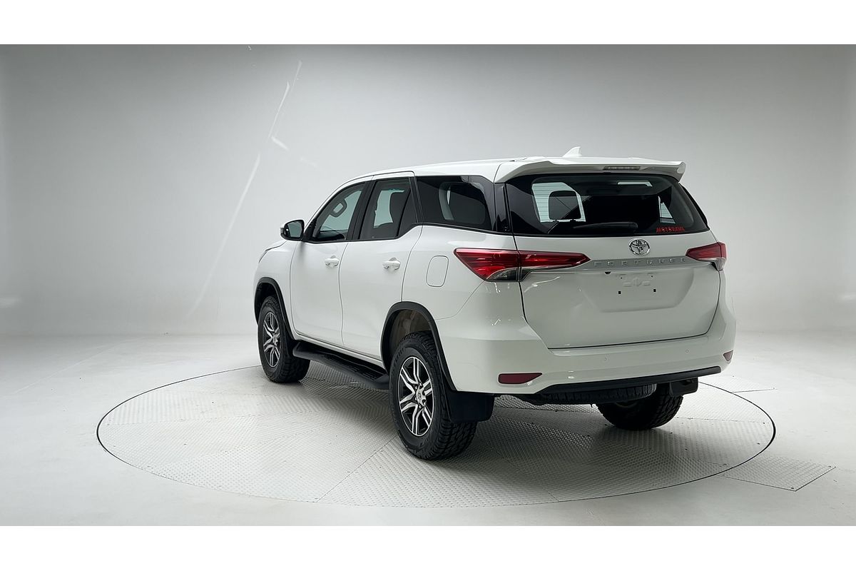 2018 Toyota Fortuner GX GUN156R