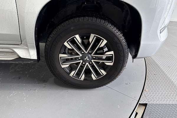 2022 Mitsubishi Pajero Sport GLS QF