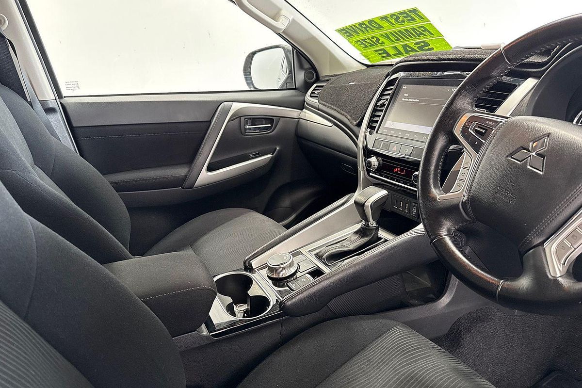 2022 Mitsubishi Pajero Sport GLS QF