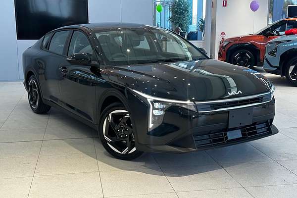 2025 Kia K4 Sport CL4m