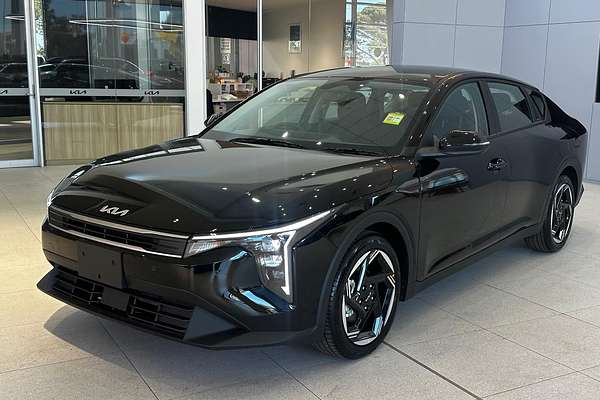 2025 Kia K4 Sport CL4m
