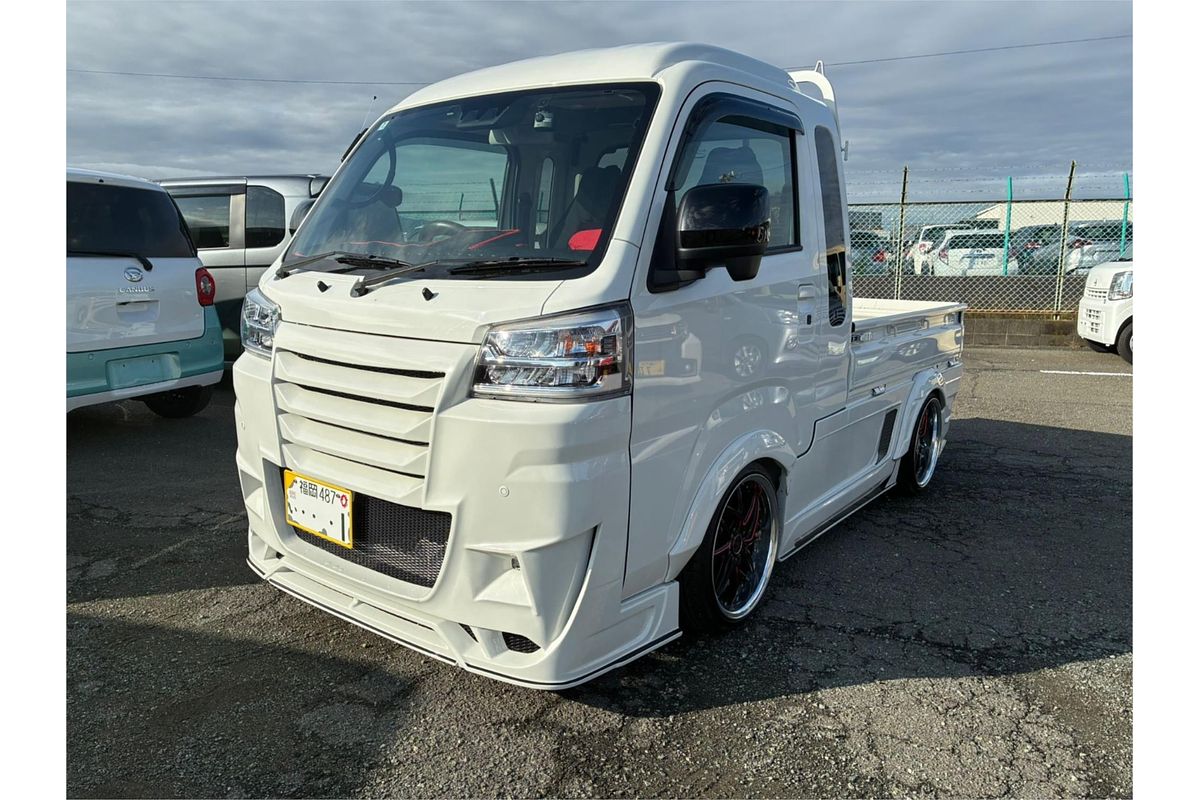 2023 Daihatsu Hijet Jumbo