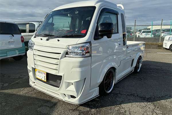 2023 Daihatsu Hijet Jumbo