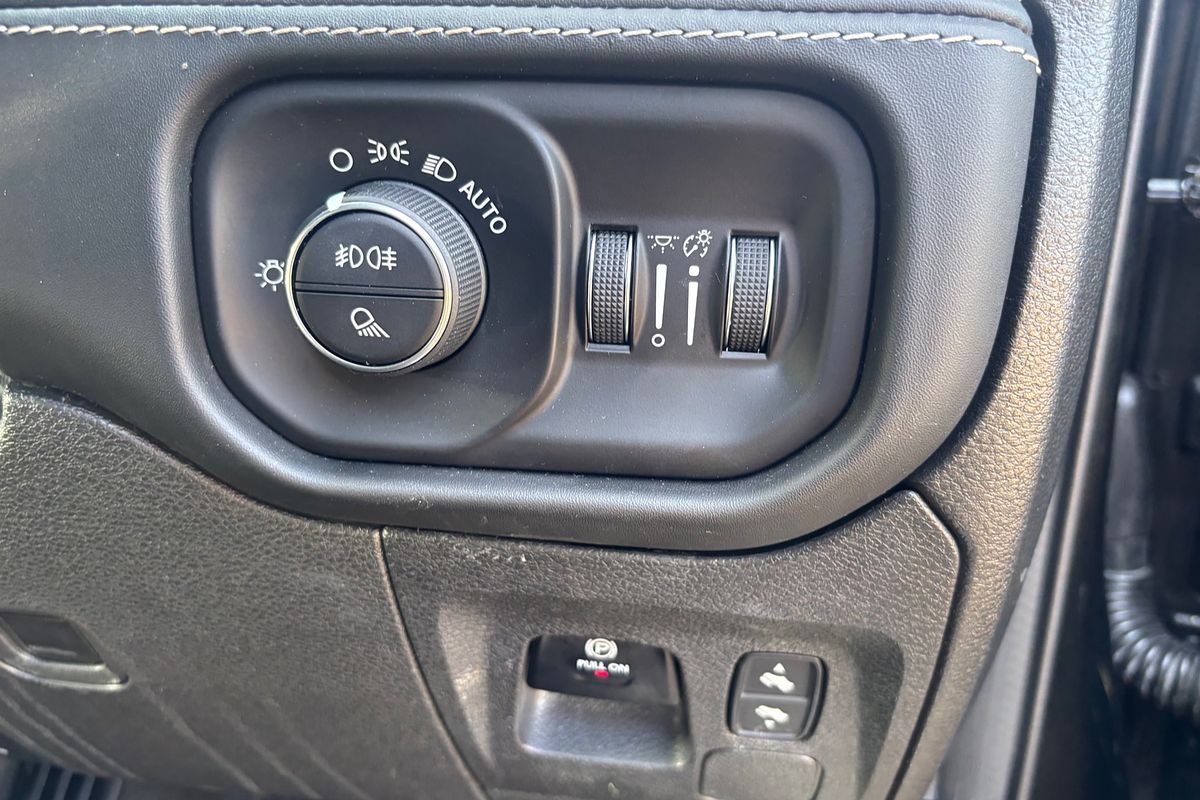 2022 RAM 1500 Limited RamBox DT 4X4 SWB