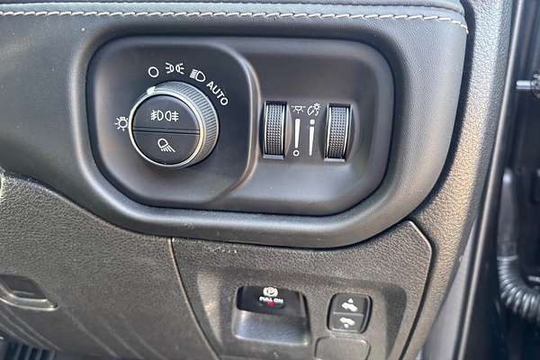 2022 RAM 1500 Limited RamBox DT 4X4 SWB