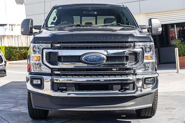 2022 Ford F250 XLT 4X4