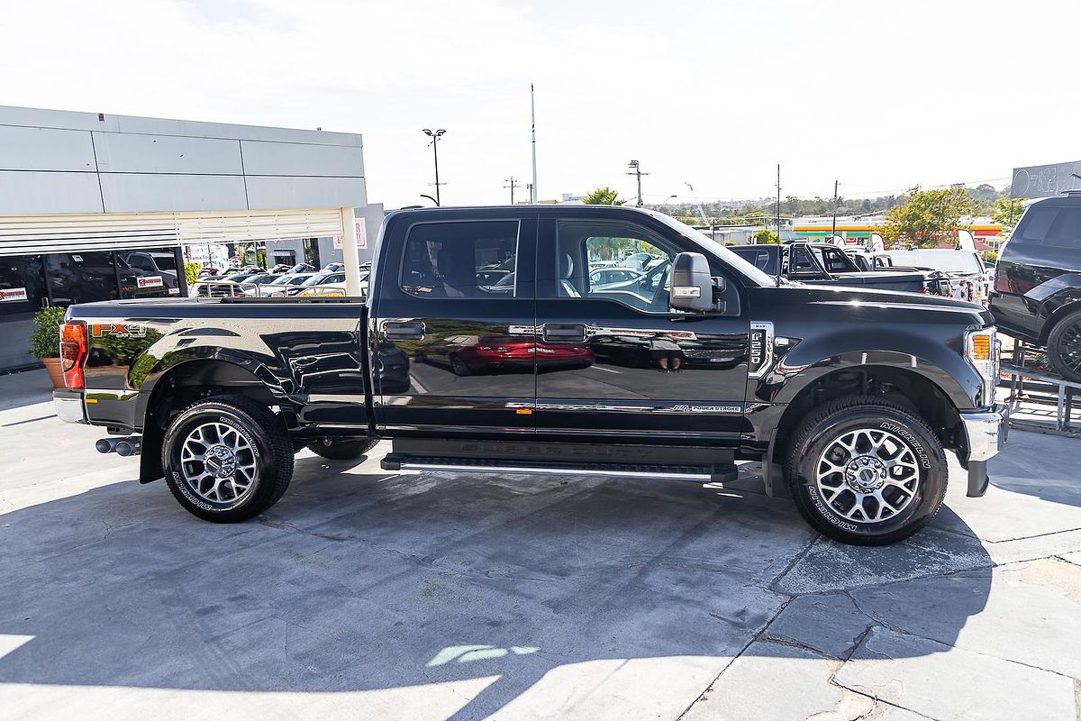 2022 Ford F250 XLT 4X4