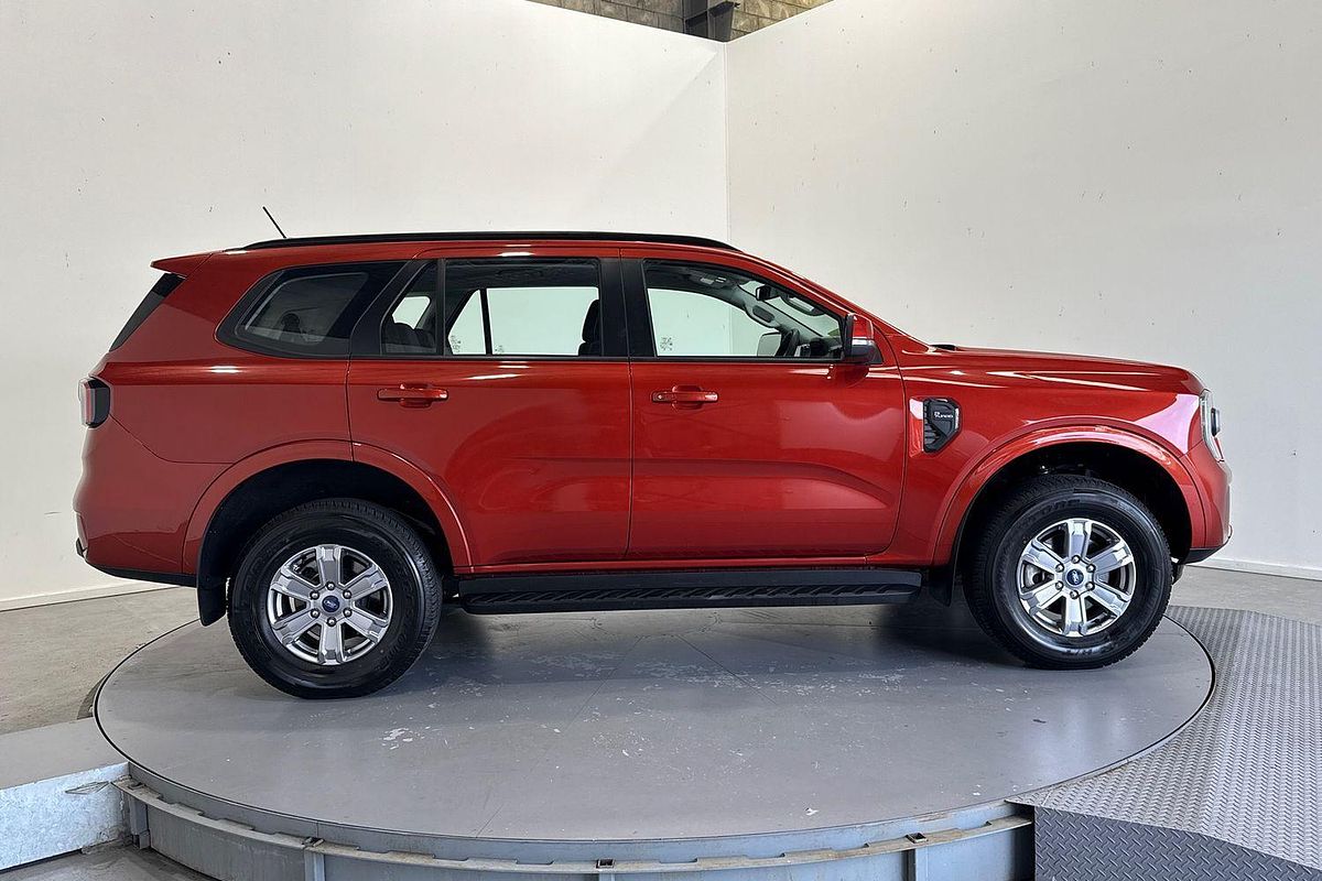 2023 Ford Everest Ambiente 2.0L