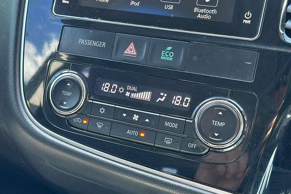 2016 Mitsubishi Outlander LS Safety Pack ZK