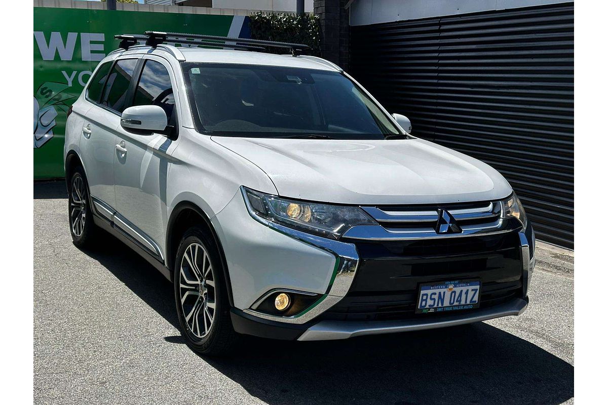 2016 Mitsubishi Outlander LS Safety Pack ZK