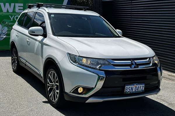 2016 Mitsubishi Outlander LS Safety Pack ZK