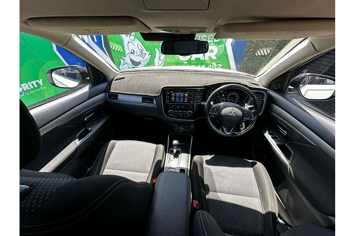 2016 Mitsubishi Outlander LS Safety Pack ZK