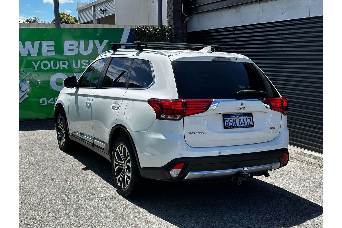 2016 Mitsubishi Outlander LS Safety Pack ZK