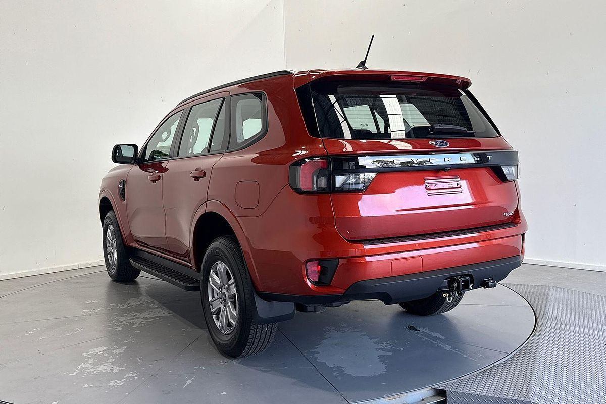 2023 Ford Everest Ambiente 2.0L