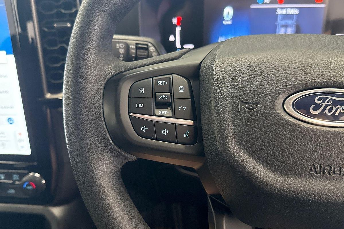 2023 Ford Everest Ambiente 2.0L