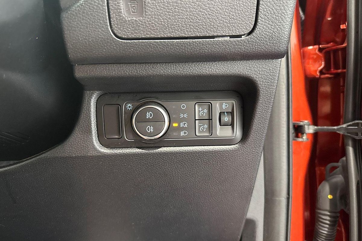 2023 Ford Everest Ambiente 2.0L