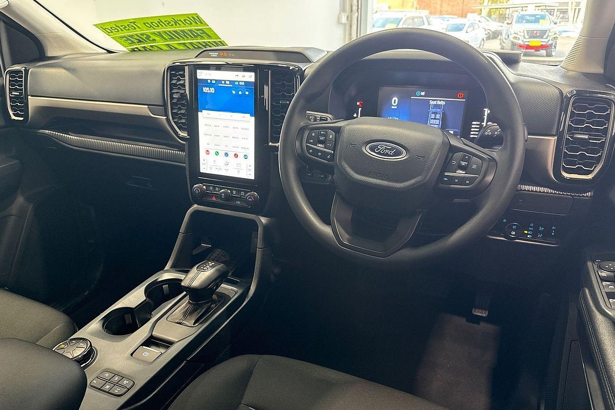 2023 Ford Everest Ambiente 2.0L