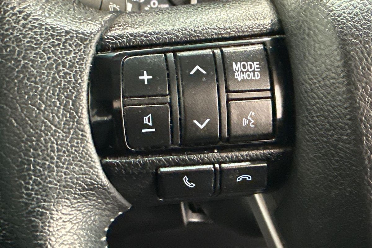 2020 Toyota Hilux SR5 GUN126R 4X4