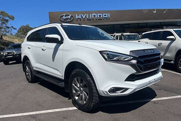 2023 Isuzu MU-X LS-U