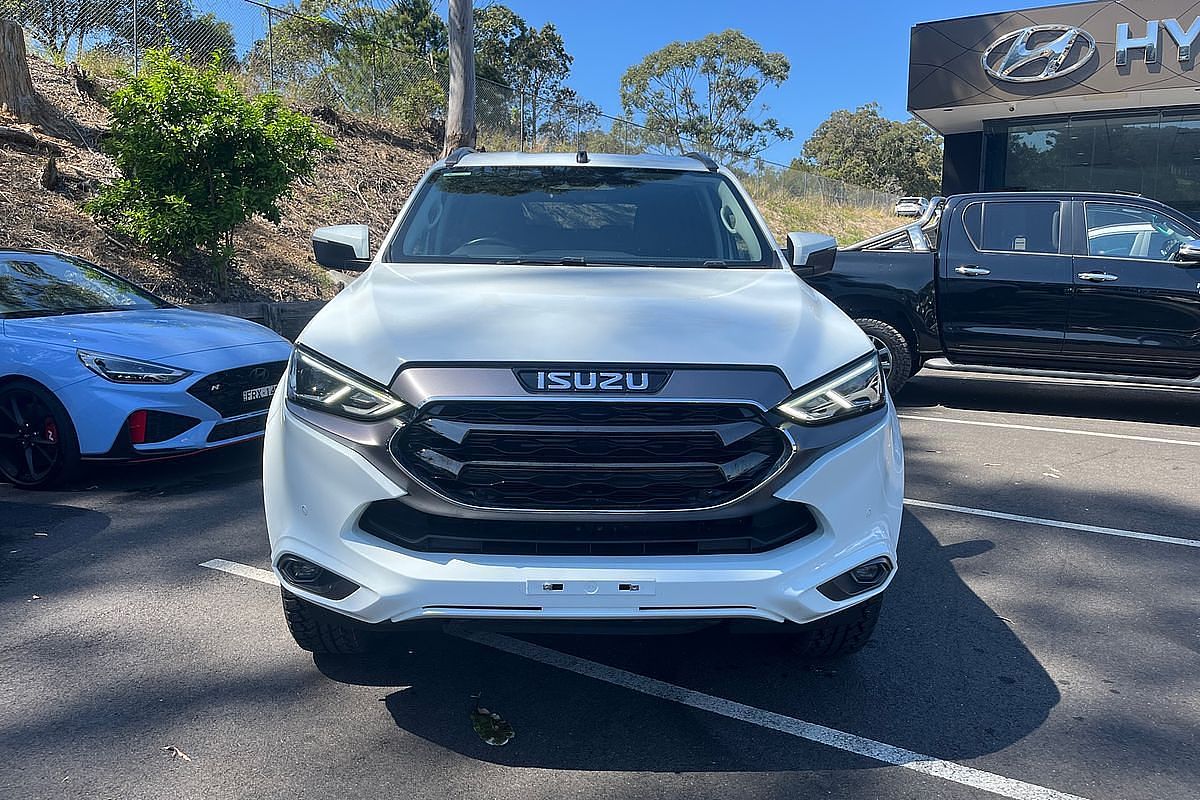 2023 Isuzu MU-X LS-U