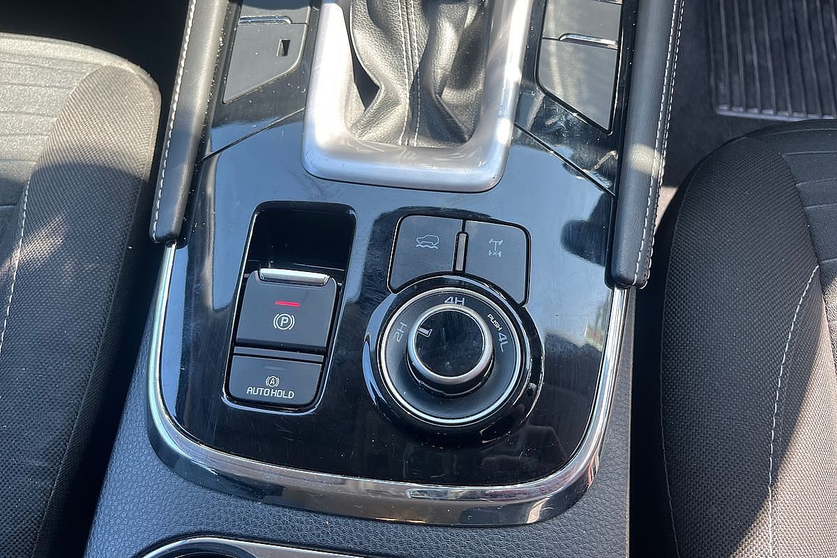 2023 Isuzu MU-X LS-U