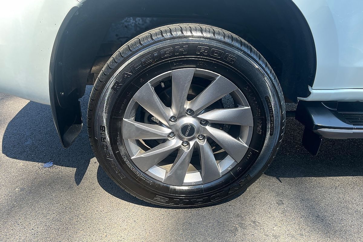 2023 Isuzu MU-X LS-U