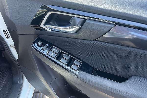 2023 Isuzu MU-X LS-U