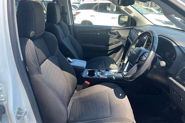 2023 Isuzu MU-X LS-U