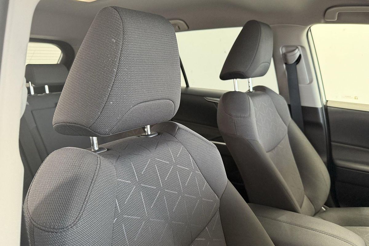 2022 Toyota RAV4 GXL MXAA52R