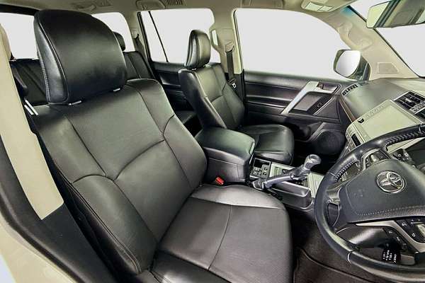 2023 Toyota Landcruiser Prado VX GDJ150R