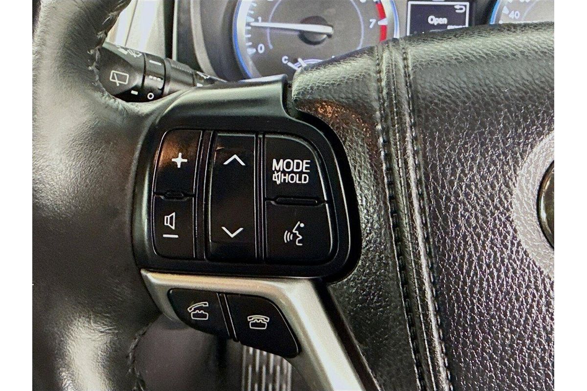 2014 Toyota Kluger Grande GSU55R