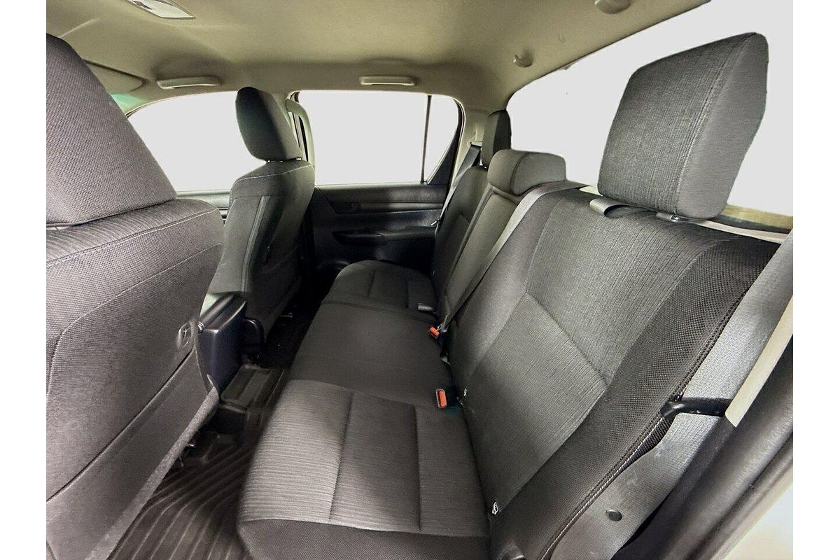 2019 Toyota Hilux SR GUN126R 4X4