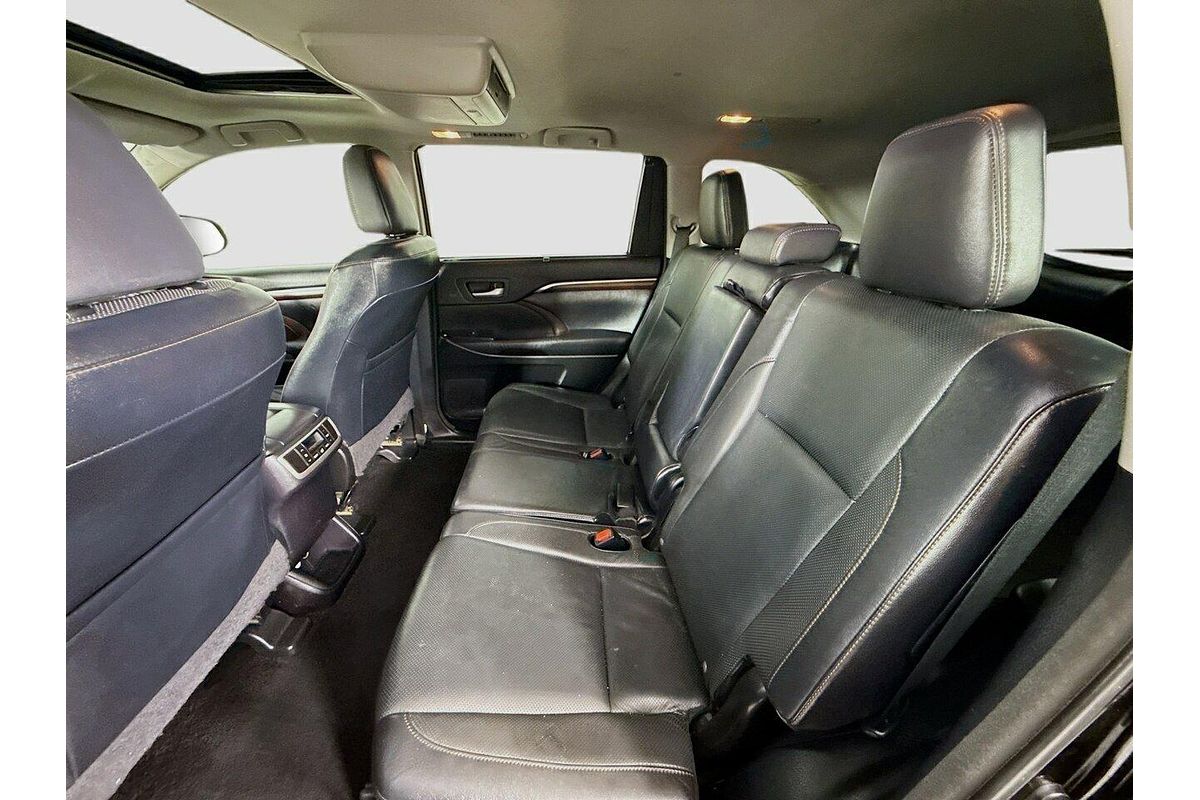 2014 Toyota Kluger Grande GSU55R