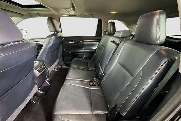 2014 Toyota Kluger Grande GSU55R