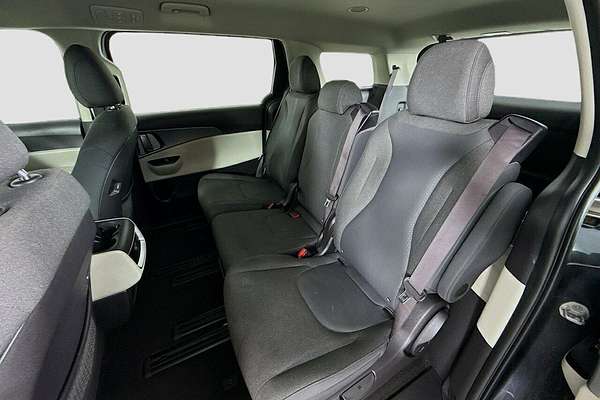 2022 Kia Carnival S KA4