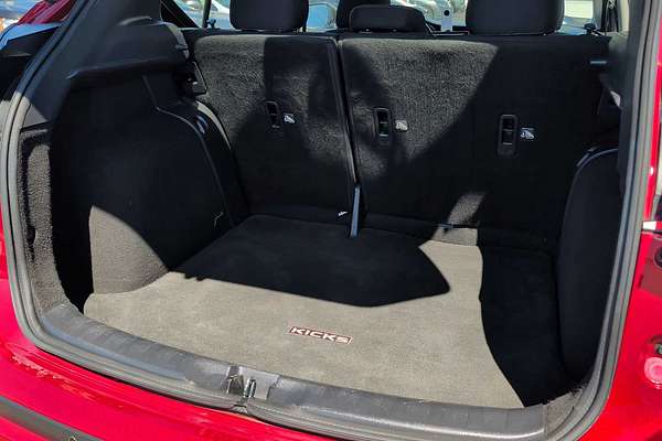 2023 Nissan Kicks SV