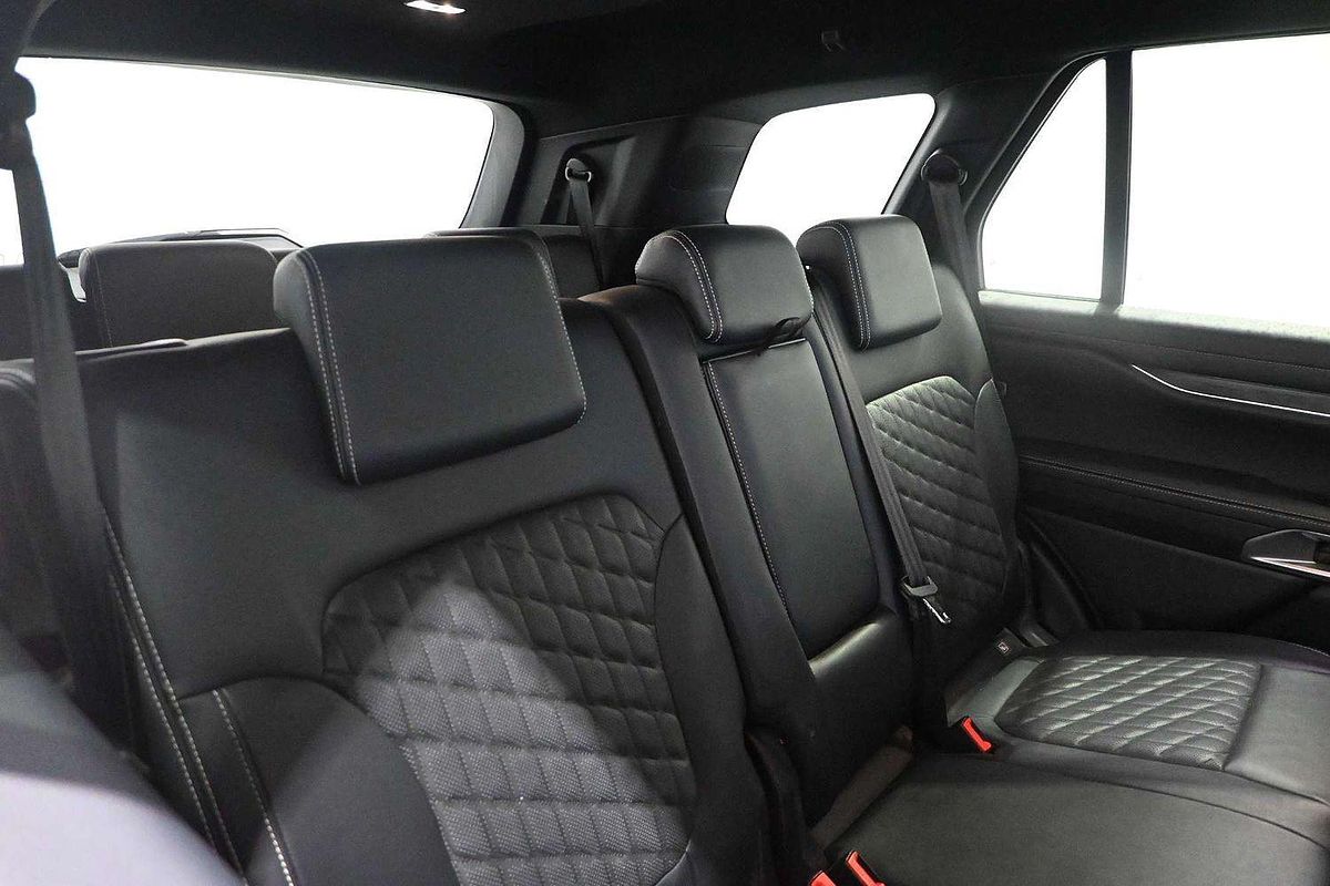 2023 Ford Everest Platinum 3.0L