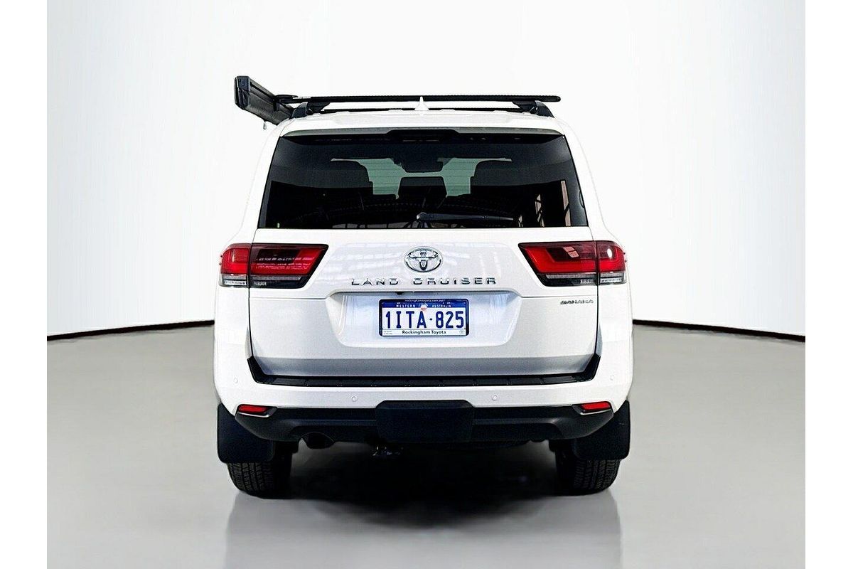 2023 Toyota Landcruiser Sahara FJA300R