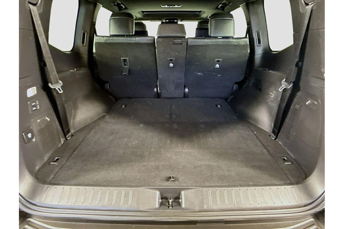 2023 Toyota Landcruiser Sahara FJA300R