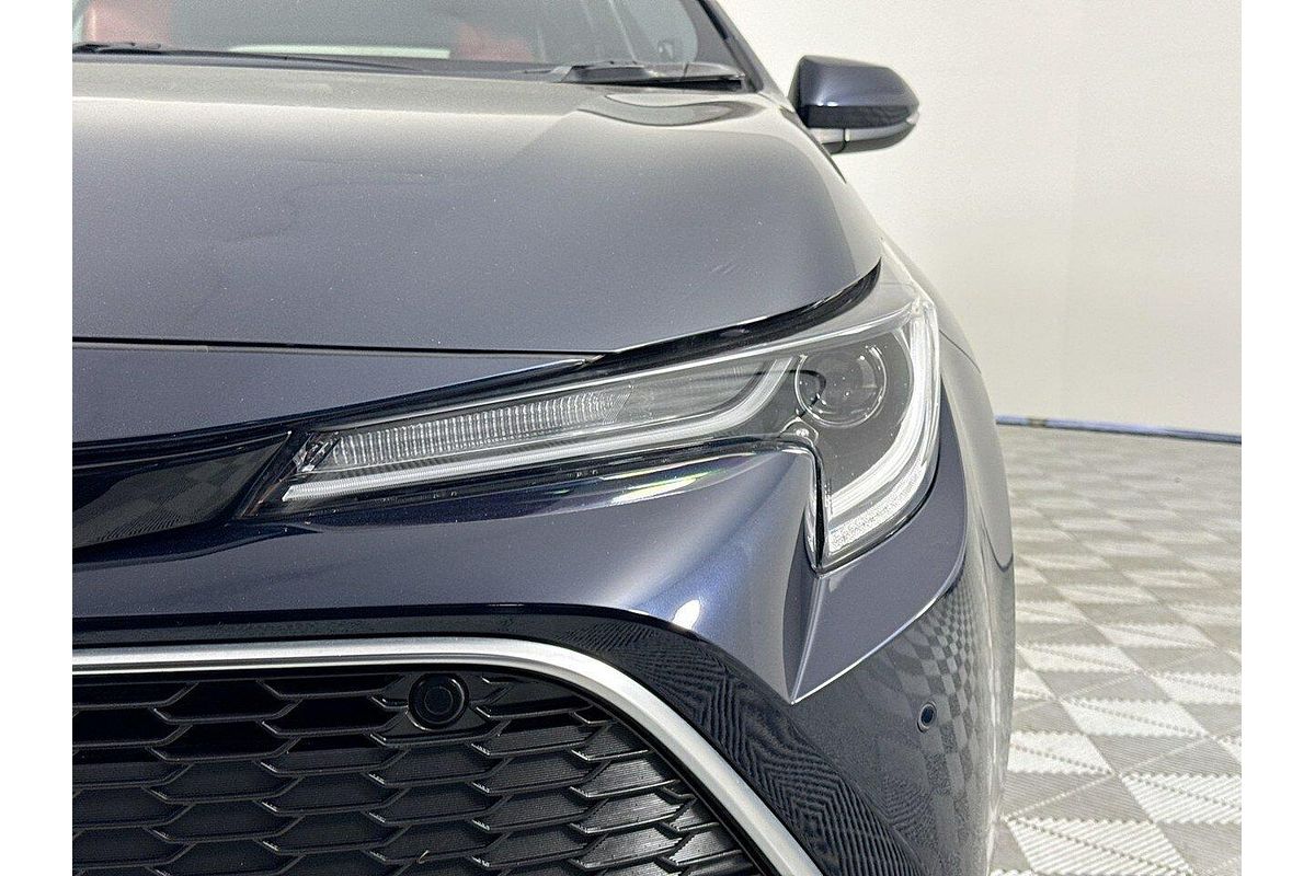 2020 Toyota Corolla ZR Hybrid ZWE211R