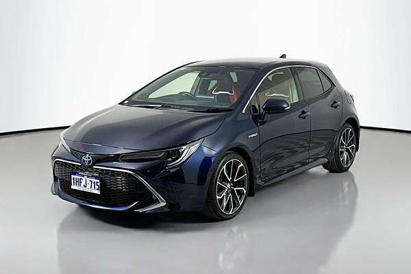 2020 Toyota Corolla ZR Hybrid ZWE211R