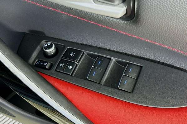 2020 Toyota Corolla ZR Hybrid ZWE211R