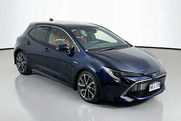 2020 Toyota Corolla ZR Hybrid ZWE211R