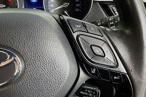 2023 Toyota C-HR GXL NGX10R