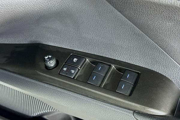 2021 Toyota Camry Ascent AXVH70R