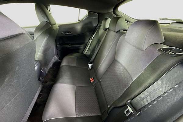 2023 Toyota C-HR GXL NGX10R